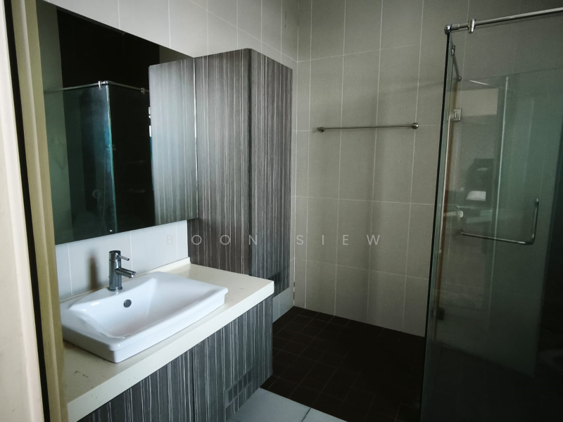 Desa Universiti untuk Untuk Dijual - RM 1,000,000, Mac 2026 - Bathroom - PropertyGuru.com.my