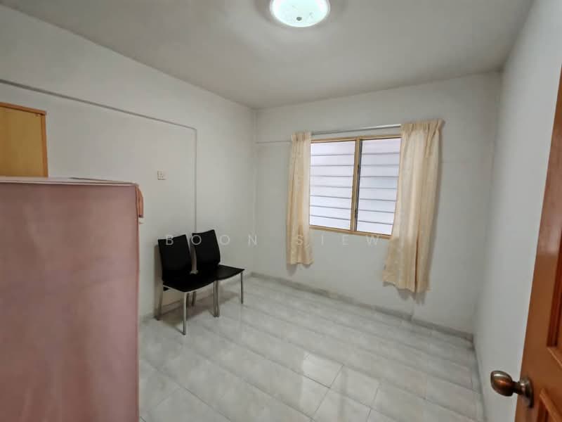 Taman Pekaka Block 31 untuk Untuk Dijual - RM 365,000, Mac 2026 - Interior - PropertyGuru.com.my