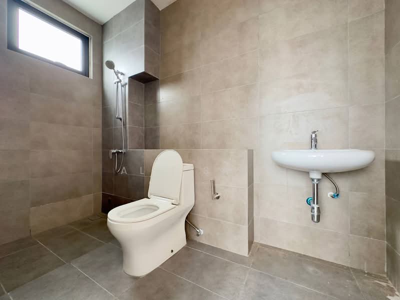 Alam Sari untuk Untuk Dijual - RM 2,300,000, Mac 2026 - Bathroom - PropertyGuru.com.my