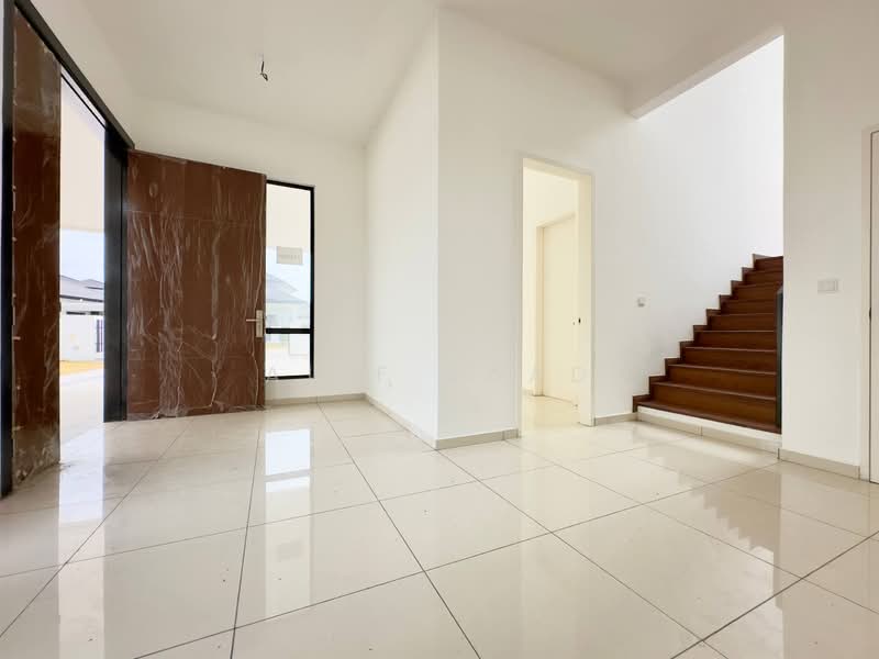 Alam Sari untuk Untuk Dijual - RM 2,300,000, Mac 2026 - Entrance - PropertyGuru.com.my