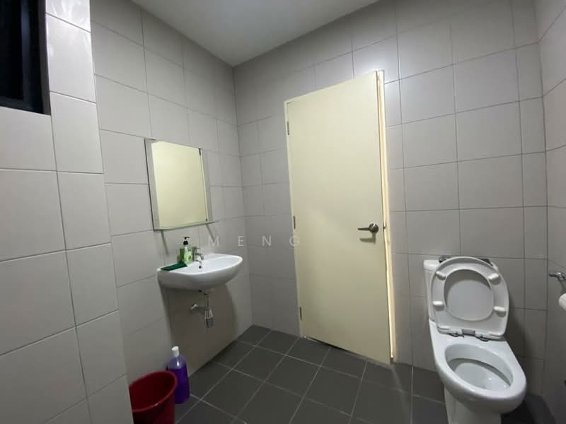 Service Residence for Sale at Meridin Suites @ The Meridin - Meng . - Bathroom - PropertyGuru.com.my