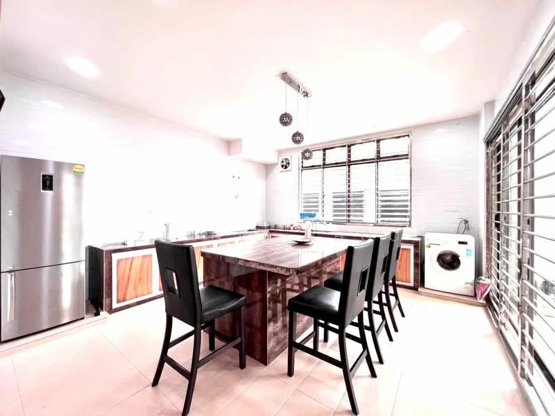 Cluster House for Sale in Taman Sutera Utama (Skudai) - Zephyr Khoo - Kitchen - PropertyGuru.com.my