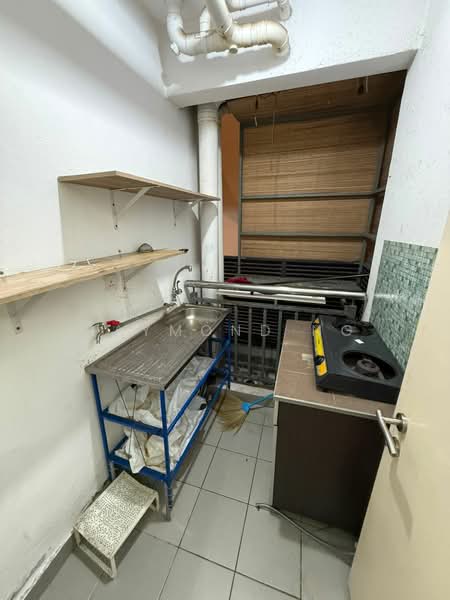 Service Residence for Rent at De Centrum Residences - Raymond Ng - Kitchen - PropertyGuru.com.my