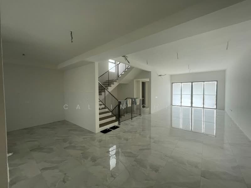 4-storey Terraced House for Sale in Taman Melawati (Ulu Kelang) - calvin Chin - Living Room - PropertyGuru.com.my