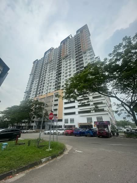Shop for Sale in Taman Larkin Idaman (Johor Bahru) - Caryn Ter - Exterior - PropertyGuru.com.my