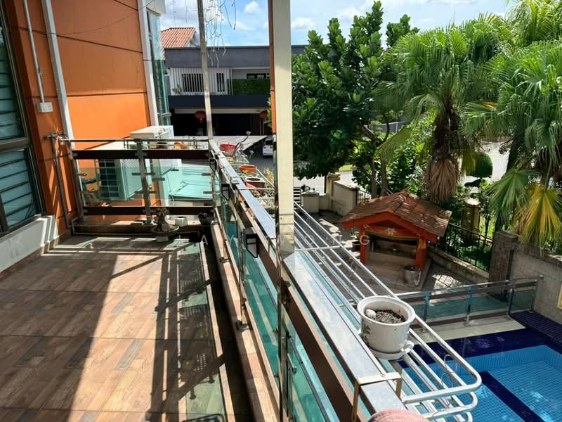 Cluster House for Sale in Taman Sutera Utama (Skudai) - Jay Wong - Balcony - PropertyGuru.com.my
