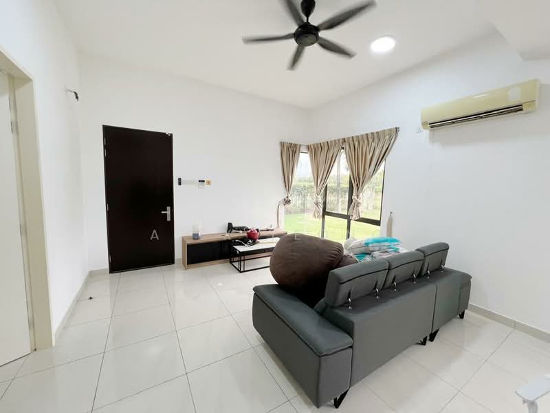 Semi-Detached House for Rent in Diamond City (Semenyih) - ALEX YEONG - Living Room - PropertyGuru.com.my