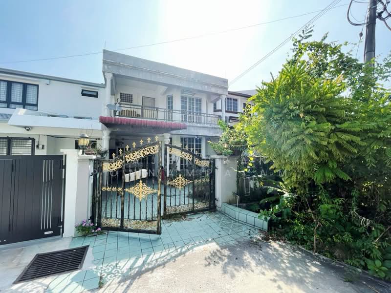 2-storey Terraced House for Sale in Damansara Jaya (Petaling Jaya) - GAJENDRAN PONNAMPALAM - Exterior - PropertyGuru.com.my
