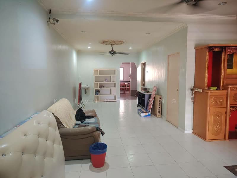 2.5-storey Terraced House for Sale in Bercham (Ipoh) - Kelvin Chong - Living Room - PropertyGuru.com.my