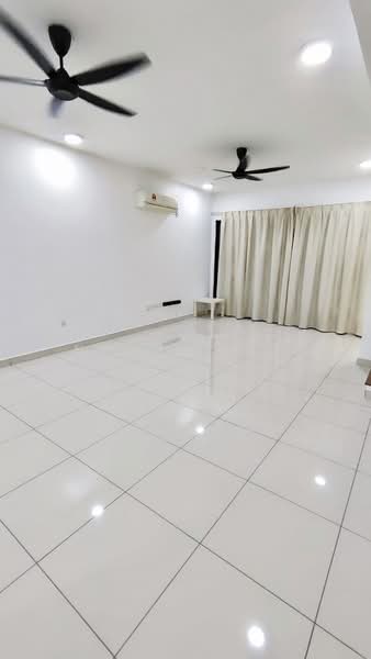 Elmina Green Three untuk Untuk Dijual - RM 780,000, Mac 2026 - Living Room - PropertyGuru.com.my
