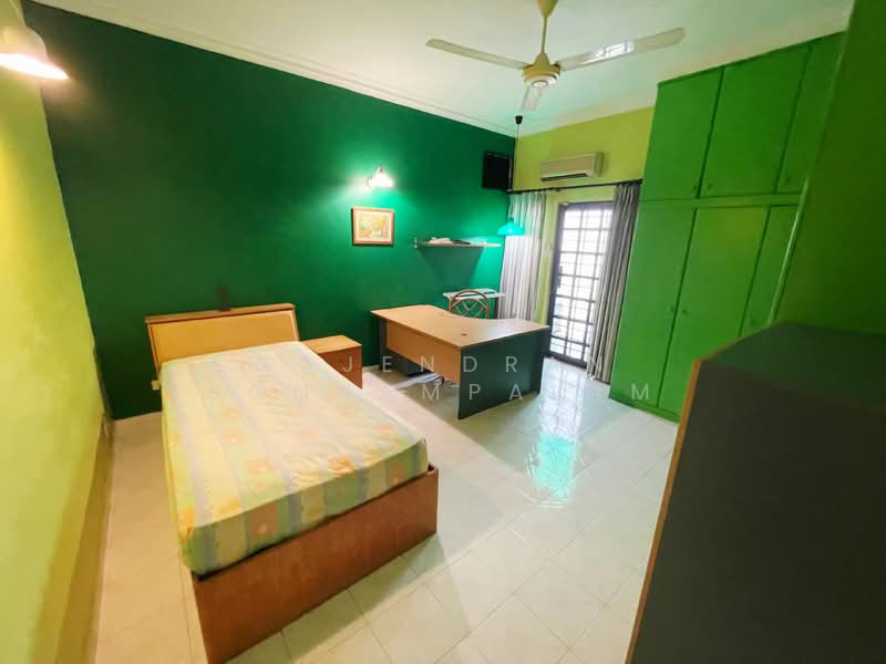 Semi-Detached House for Sale in SS14 (Subang Jaya) - GAJENDRAN PONNAMPALAM - Bedroom - PropertyGuru.com.my