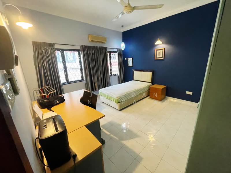 Semi-Detached House for Sale in SS14 (Subang Jaya) - GAJENDRAN PONNAMPALAM - Bedroom - PropertyGuru.com.my