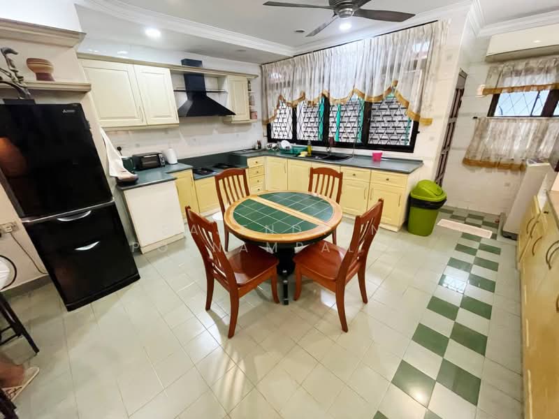 Semi-Detached House for Sale in SS14 (Subang Jaya) - GAJENDRAN PONNAMPALAM - Kitchen - PropertyGuru.com.my