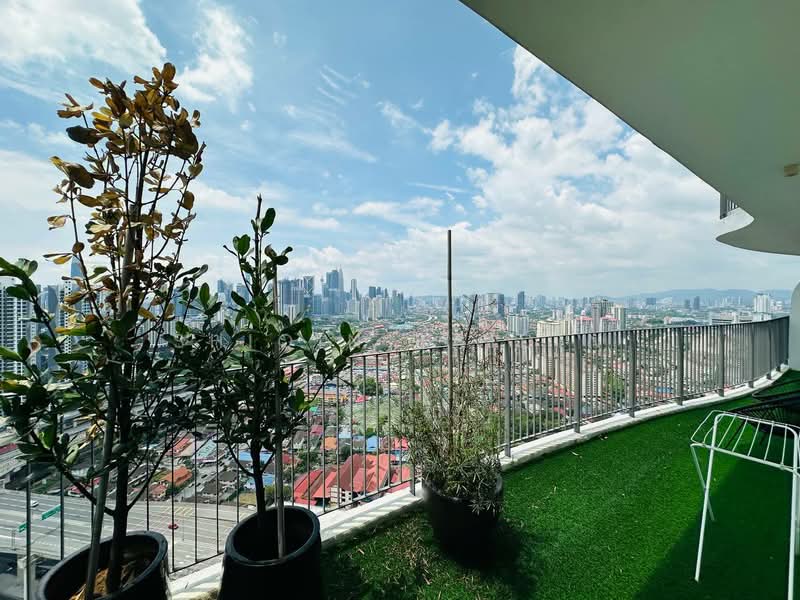 Datum Jelatek Residence untuk Untuk Dijual - RM 1,350,000, Mac 2026 - Balcony - PropertyGuru.com.my