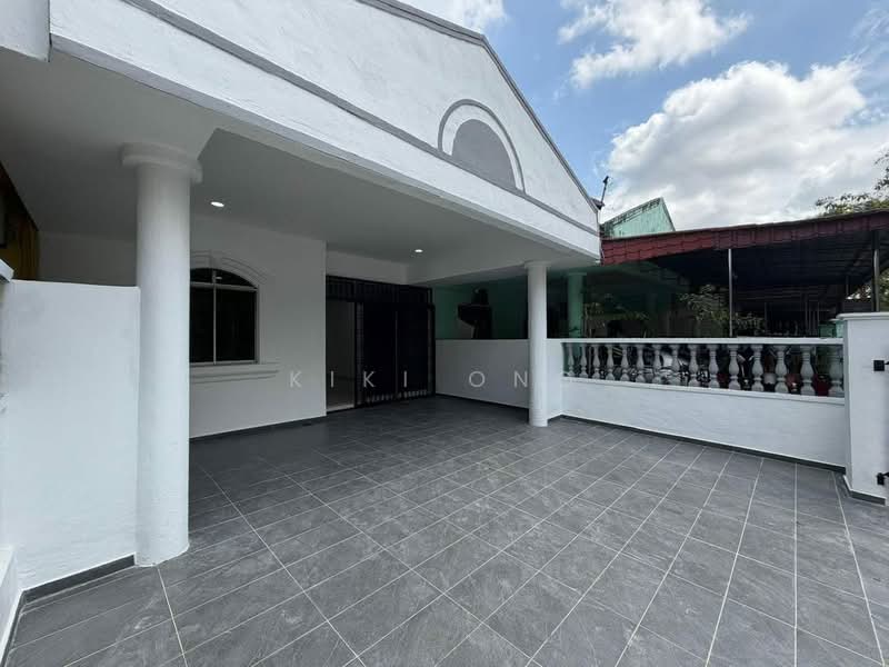 1.5-storey Terraced House for Sale in Skudai (Johor) - Kiki Ong - Exterior - PropertyGuru.com.my