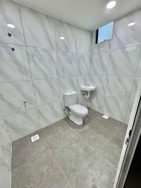 2-storey Terraced House for Sale in Permas Jaya (Johor) - Kiki Ong - Bathroom - PropertyGuru.com.my