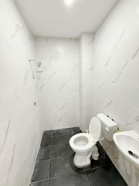 Taman Perling untuk Untuk Dijual - RM 628,000, Mac 2026 - Bathroom - PropertyGuru.com.my