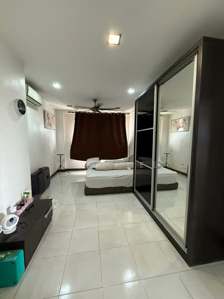 Diamond Residences untuk Untuk Dijual - RM 360,000, Apr 2026 - Bedroom - PropertyGuru.com.my