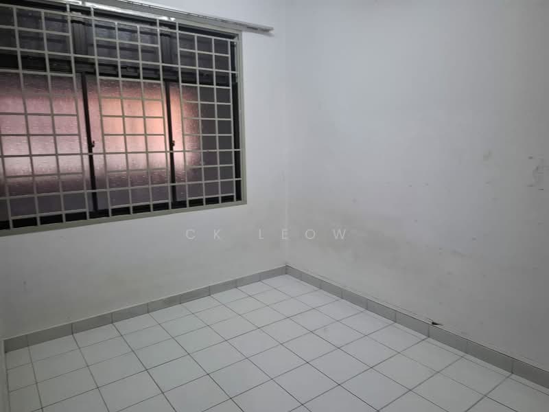 Single storey house for sale at taman perling untuk Untuk Dijual - RM 600,000, Mac 2026 - PropertyGuru.com.my