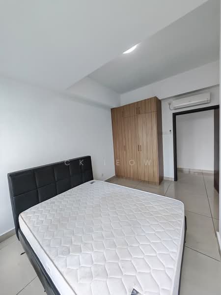 Service Residence for Sale at D'Inspire Residence (Inspira Bestari) - Ck Leow - Bedroom - PropertyGuru.com.my