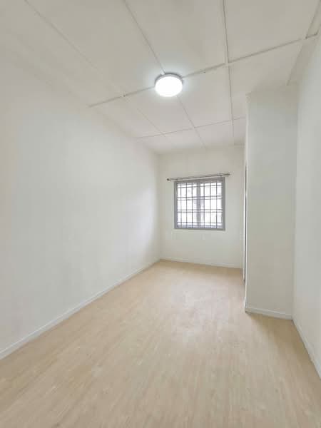 Pulai Indah Renovated Double Storey Terrace House for Sale untuk Untuk Dijual - RM 538,000, Mac 2026 - Interior - PropertyGuru.com.my