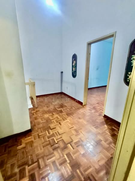 Cluster House for Sale in Bandar Tasik Puteri (Rawang) - Nazri Hassan - Interior - PropertyGuru.com.my