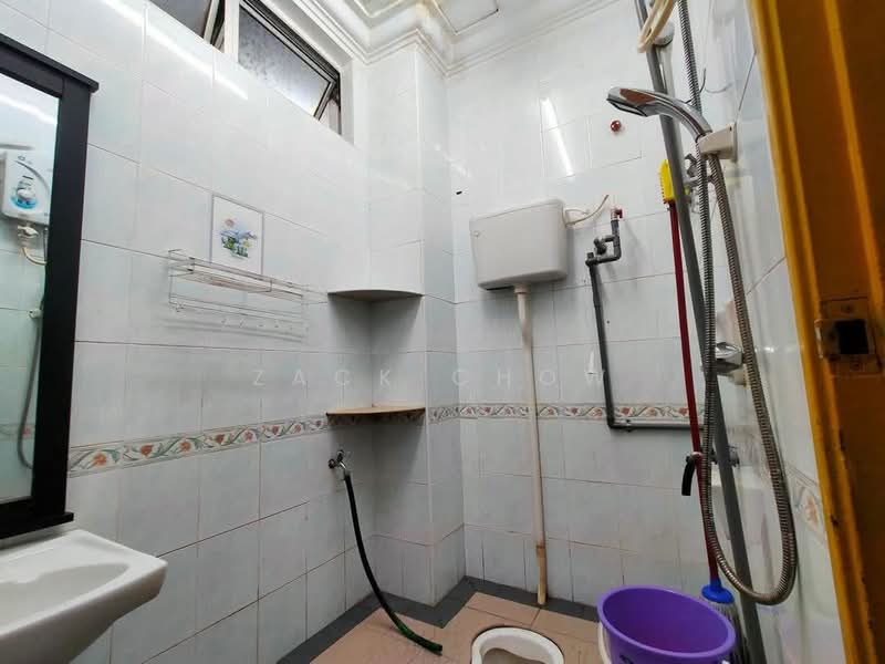 Setia Indah untuk Untuk Dijual - RM 668,000, Mac 2026 - Bathroom - PropertyGuru.com.my