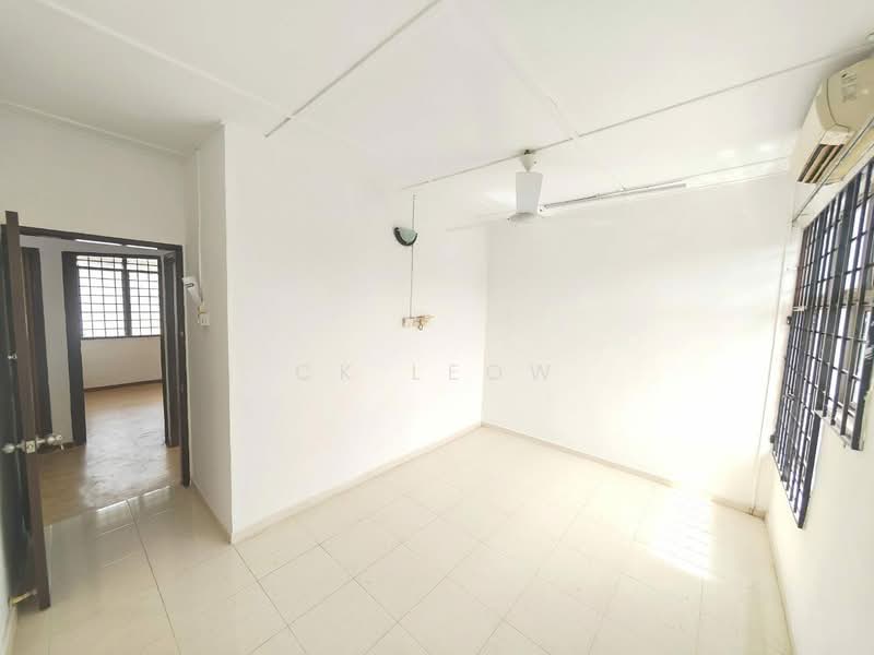 2-storey Terraced House for Sale in Saleng (Senai) - Ck Leow - PropertyGuru.com.my