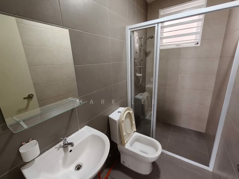 Condominium for Rent at Mutiara Ville - Mark Lee - Bathroom - PropertyGuru.com.my