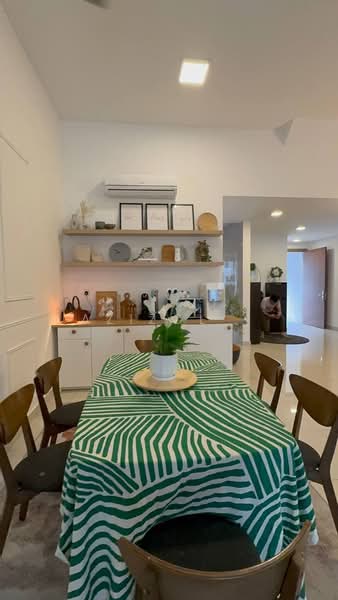 Rumah Teres 2 Tingkat untuk Dijual di Cyberjaya (Selangor) - Azizol . - Dining Room - PropertyGuru.com.my