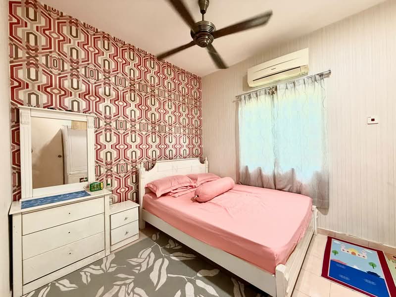 Bungalow for Sale in Senawang (Negeri Sembilan) - Noraini Dahan - Bedroom - PropertyGuru.com.my