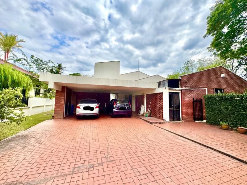 Bungalow for Sale in Seksyen 4 (Shah Alam) - Azizol . - Exterior - PropertyGuru.com.my