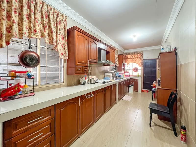 Semi-Detached House for Sale in Bandar Seri Putra (Bangi) - M.J Zairin - PropertyGuru.com.my