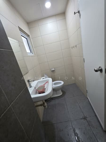 The Holmes 1 untuk Untuk Disewa - RM 2,100 /bulan, Mac 2026 - Bathroom - PropertyGuru.com.my