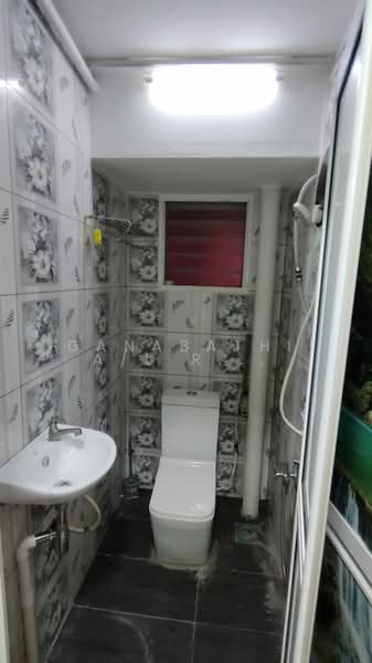 Apartment Seroja untuk Untuk Dijual - RM 300,000, Mac 2026 - Bathroom - PropertyGuru.com.my
