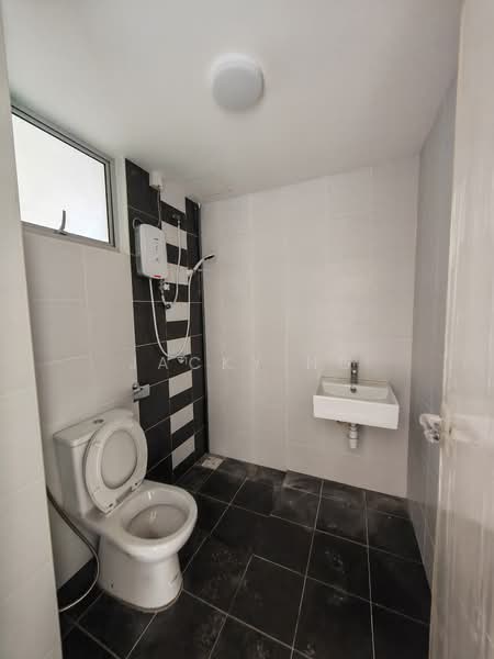 Apartment for Rent at Amber Height - Jacky Ng - Bathroom - PropertyGuru.com.my