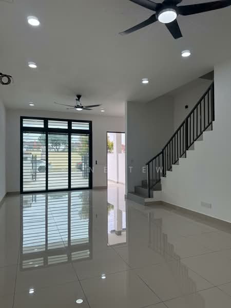 2-storey Terraced House for Rent in Austin Crest (Johor Bahru) - Rene Tew - Living Room - PropertyGuru.com.my