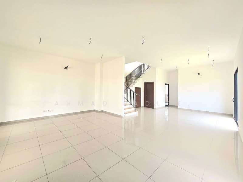 2-storey Terraced House for Sale in Sepang (Selangor) - Ahmad Fadlee - PropertyGuru.com.my