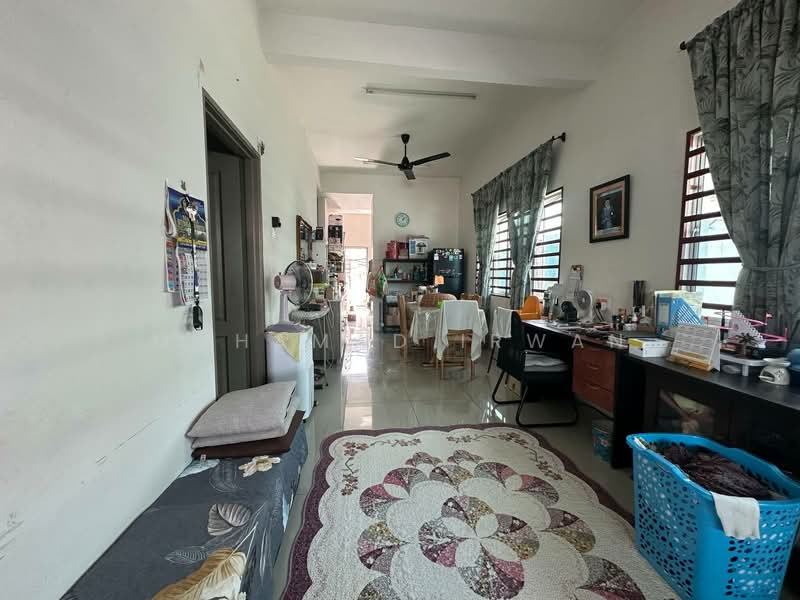 Taman Kinta Gopeng untuk Untuk Dijual - RM 225,000, Mac 2026 - Living Room - PropertyGuru.com.my