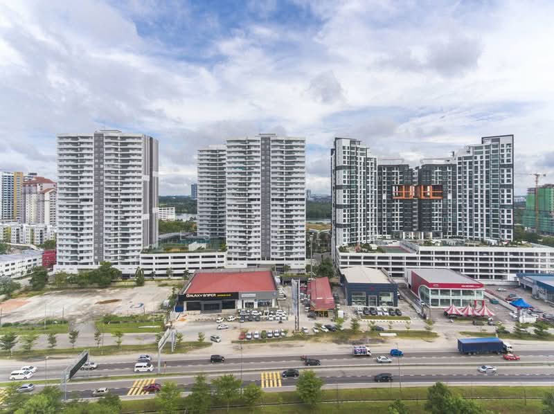 Crescent Bay Suites (Teluk Bayu) untuk Untuk Dijual - RM 302,000, Mac 2026 - Exterior - PropertyGuru.com.my