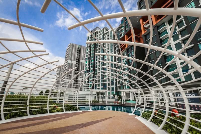 Crescent Bay Suites (Teluk Bayu) untuk Untuk Dijual - RM 302,000, Mac 2026 - Exterior - PropertyGuru.com.my