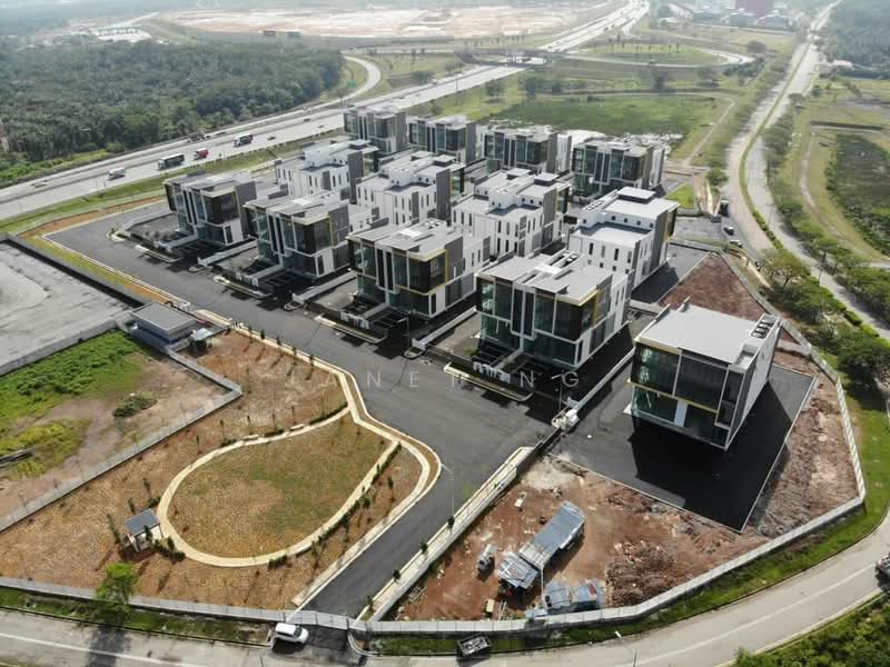 Serenia Industrial Park untuk Untuk Disewa - RM 19,500 /bulan, Mac 2026 - Exterior - PropertyGuru.com.my