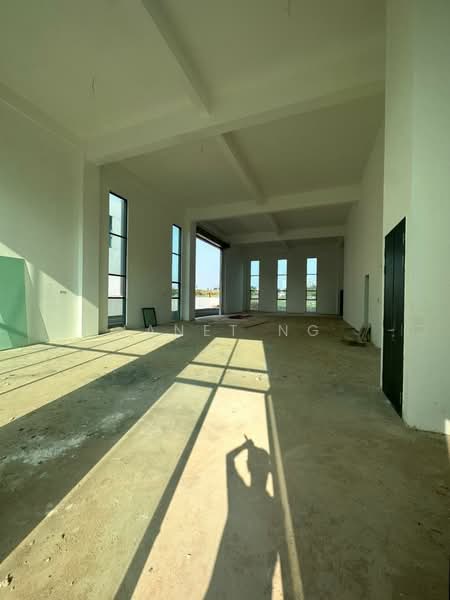 Serenia Industrial Park untuk Untuk Disewa - RM 19,500 /bulan, Mac 2026 - Interior - PropertyGuru.com.my