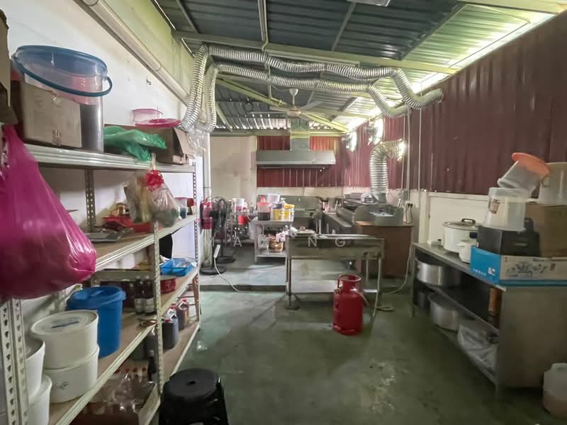Georgetown Jalan Pahang Road Commercial Bunglow 4146sf untuk Untuk Disewa - RM 7,800 /bulan, Apr 2026 - Kitchen - PropertyGuru.com.my