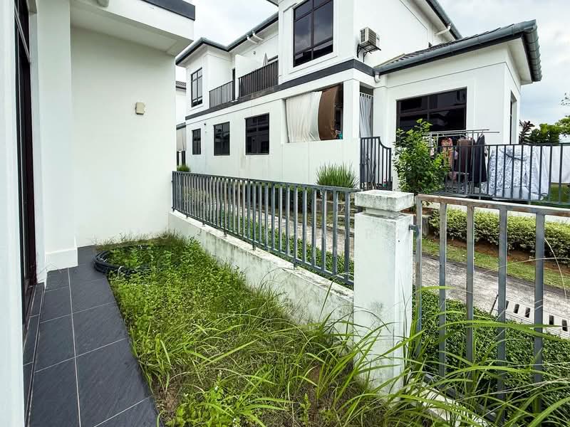 2-storey Terraced House for Sale in Shah Alam (Selangor) - Mohd Khairul Amilin - Exterior - PropertyGuru.com.my