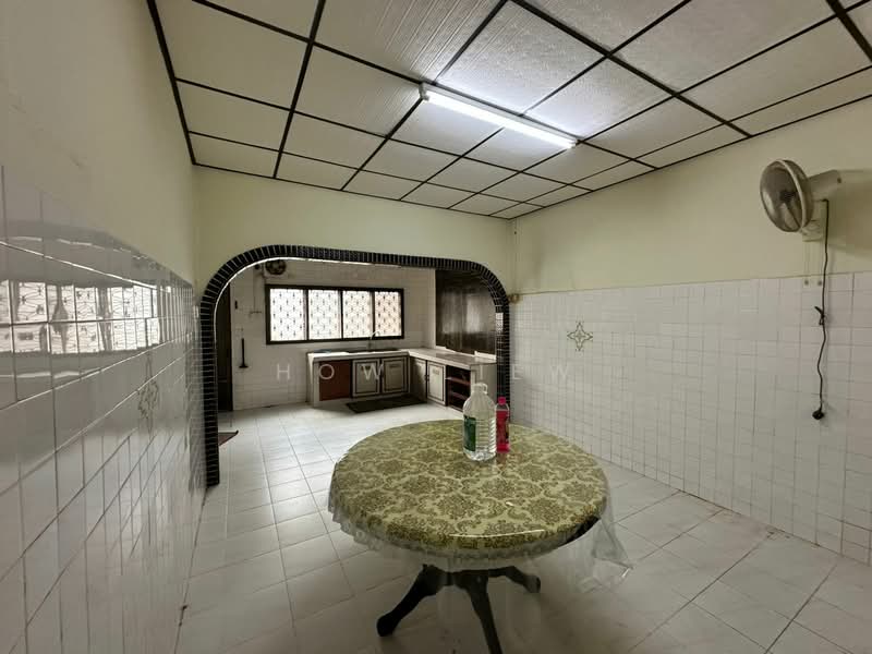 2-storey Terraced House for Sale in Taman Maju (Jasin) - How Liew - PropertyGuru.com.my