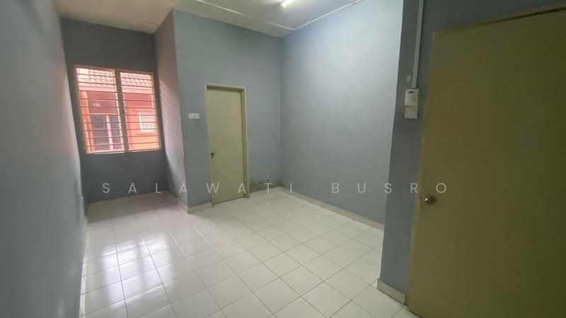 2-storey Terraced House for Sale in Alam Budiman (Shah Alam) - Salawati Busro - Interior - PropertyGuru.com.my