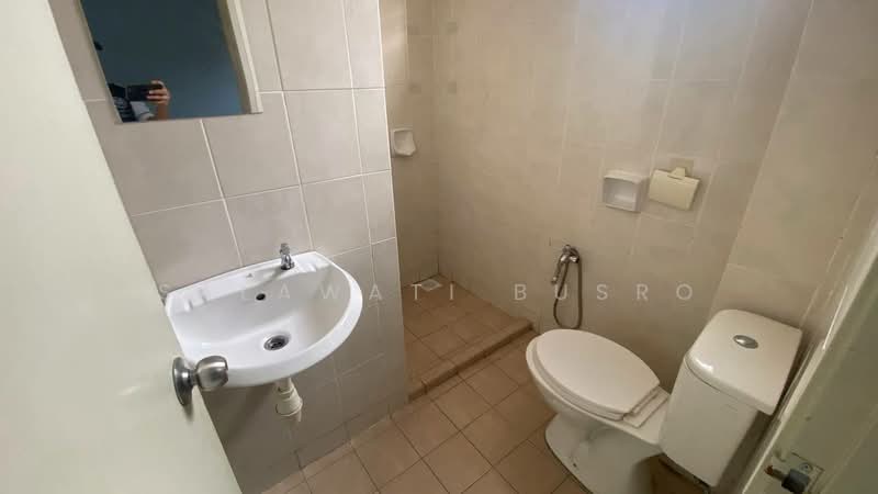 2-storey Terraced House for Sale in Alam Budiman (Shah Alam) - Salawati Busro - Bathroom - PropertyGuru.com.my