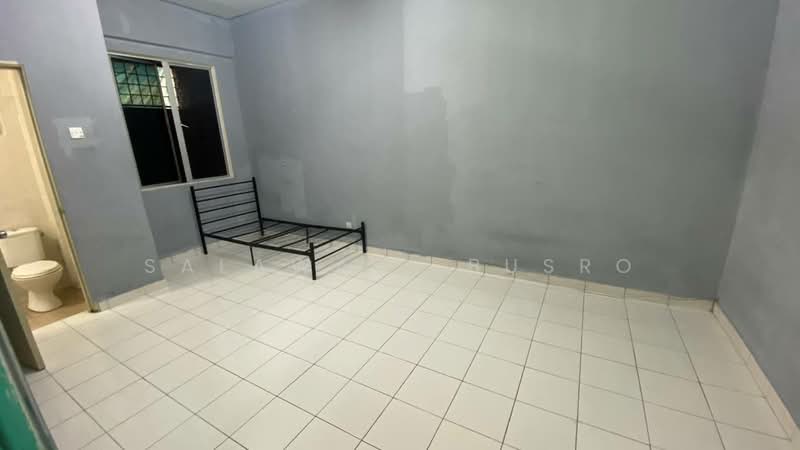 2-storey Terraced House for Sale in Alam Budiman (Shah Alam) - Salawati Busro - Bedroom - PropertyGuru.com.my