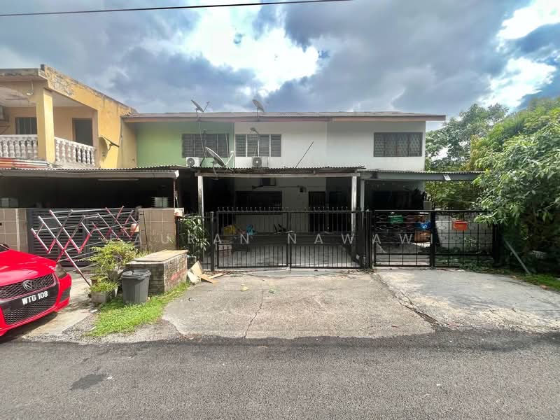 2-storey Terraced House for Sale in Ampang (Selangor) - Fauran Nawawi - Exterior - PropertyGuru.com.my